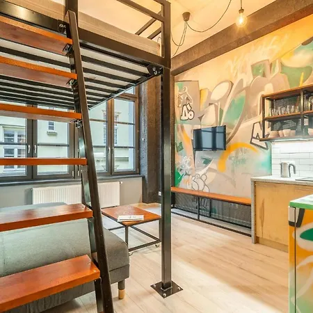 Rentplanet - Kosciuszki Apartment *